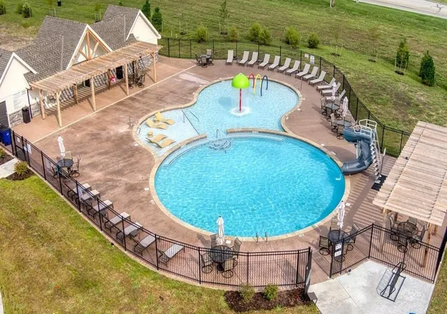 2nd image of 16986 S Brentwood St, Olathe, KS 66062 | MLS# 2602709