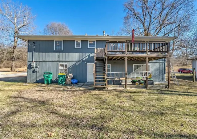 Homes for sale in Bonner Springs, KS | 702 Lakewood Rd, Bonner Springs, KS 66012 | MLS# 2602748
