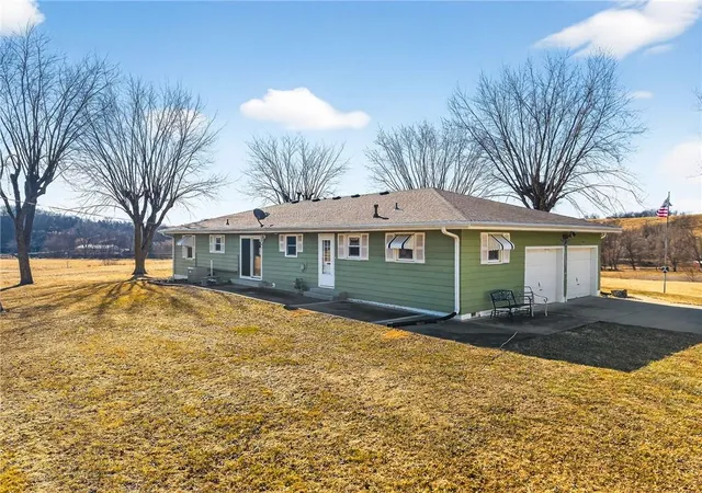 4th image of 1869 190Th Rd, Wathena, KS 66090 | MLS# 2602756