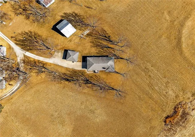 5th image of 1869 190Th Rd, Wathena, KS 66090 | MLS# 2602756