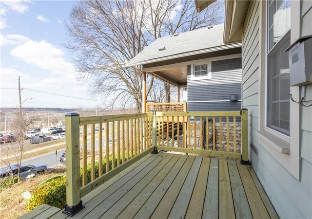 Photo 3 of Single family home for sale at 3629 State Line Rd, Kansas City, MO 64111 | MLS# 2602973 | Listing updated on 2026-10-15