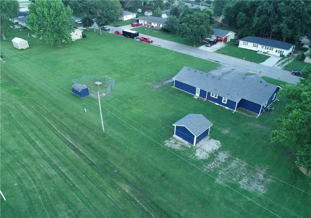 Homes for sale in Paola, KS | 1204 Main St, Paola, KS 66071 | MLS# 2603114