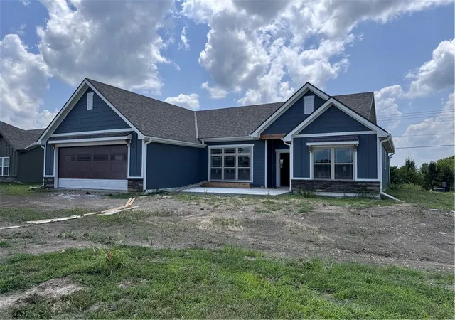 2nd image of 1205 Weston Ln, Cameron, MO 64429 | MLS# 2603117