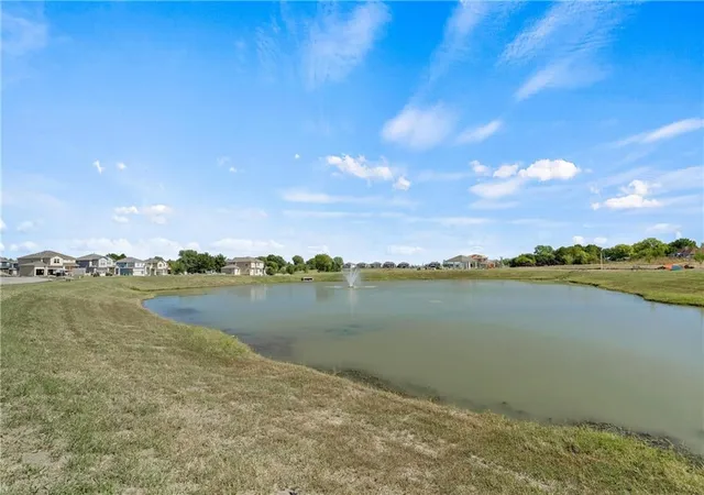 Photo 2 of Sale Pending at 16917 S Brentwood St, Olathe, KS 66062 | MLS# 2603318 | Listing updated on 2026-02-22