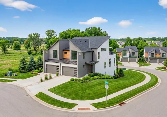1st image of 9312 Freedom St, Lenexa, KS 66227 | MLS# 2603343