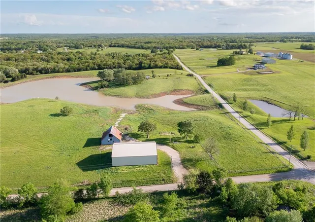 1st image of Se Tract A 400th Rd, Warrensburg, MO 64093 | MLS# 2603360