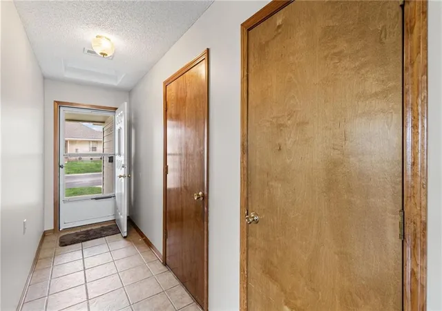 4th image of 515 S Saturn Dr, Raymore, MO 64083 | MLS# 2603468