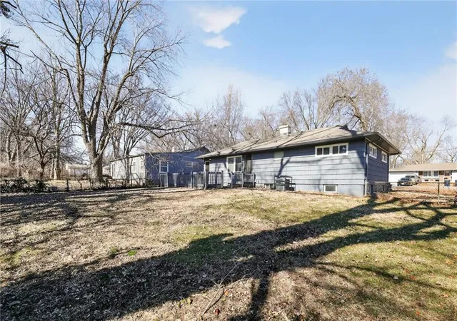 Homes for sale in Kansas City, MO | 7611 E 107Th St, Kansas City, MO 64134 | MLS# 2603495