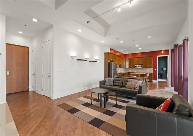 Photo 2 of Sale Pending at 600 Admiral Blvd #1905, Kansas City, MO 64106 | MLS# 2603688 | Listing updated on 2026-09-28