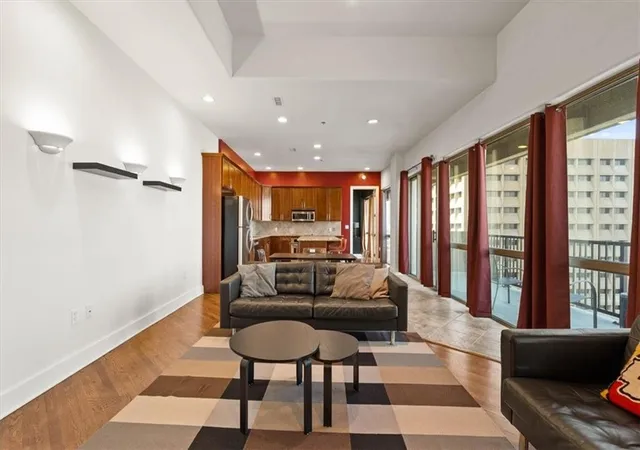 Homes for sale in Kansas City, MO | 600 Admiral Blvd #1905, Kansas City, MO 64106 | MLS# 2603688