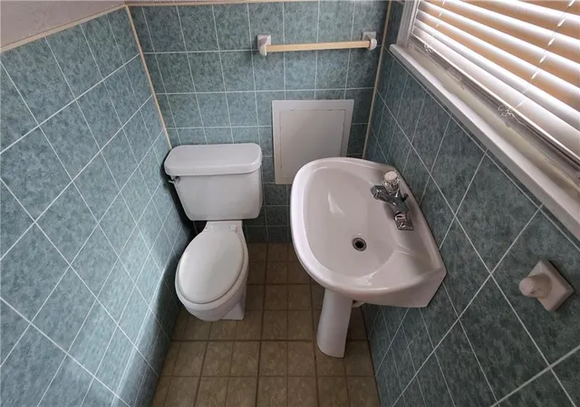 Photo 4 of Sale Pending at 6719 Montana Ave, Kansas City, KS 66111 | MLS# 2603819 | Listing updated on 2026-04-23