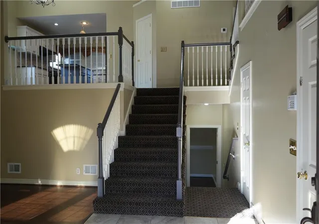 5th image of 21710 62Nd St, Shawnee, KS 66218 | MLS# 2603935