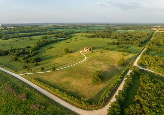 Photo 4 of Single family home for sale at 35415 S Main City Rd, Drexel, MO 64742 | MLS# 2604177 | Listing updated on 2026-08-14