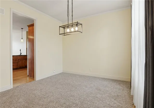 5th image of 11104 Augusta Dr, Kansas City, KS 66109 | MLS# 2604194