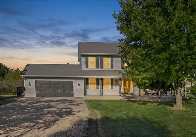 Single family home for sale at 992 E 750 Road, Lawrence, KS 66047 | MLS# 2604445