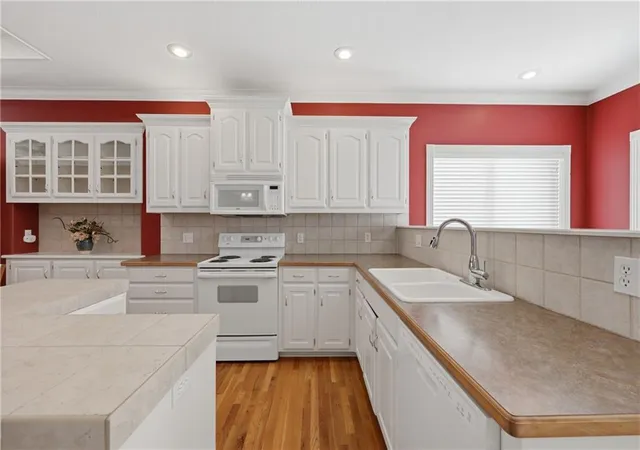 5th image of 3717 S Bolger Ct, Independence, MO 64055 | MLS# 2604536