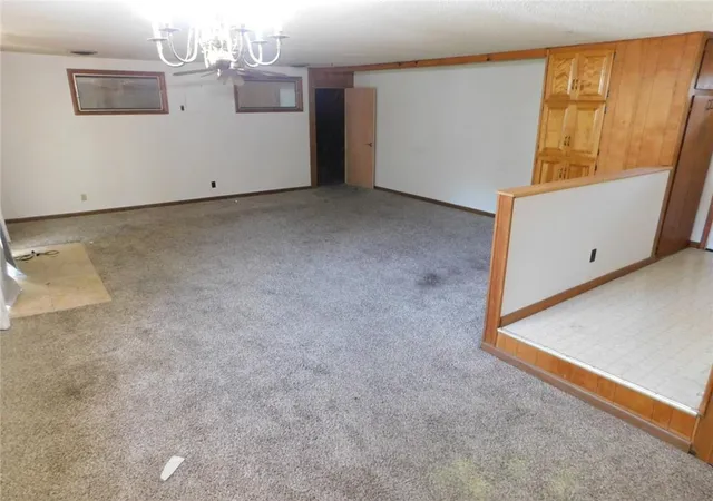 Photo 4 of Single family home for sale at 529 Hobson Pl, Pittsburg, KS 66762 | MLS# 2604707 | Listing updated on 2026-07-31
