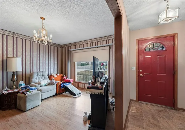 image of 8117 Woodstone St, Lenexa, KS 66219 | MLS# 2604964