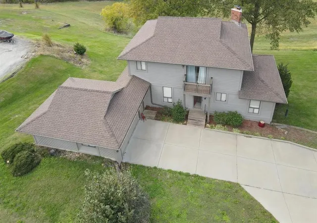 Photo 3 of Sale Pending at 2108 S 4th Street, Platte City, MO 64079 | MLS# 2604998 | Listing updated on 2026-08-17