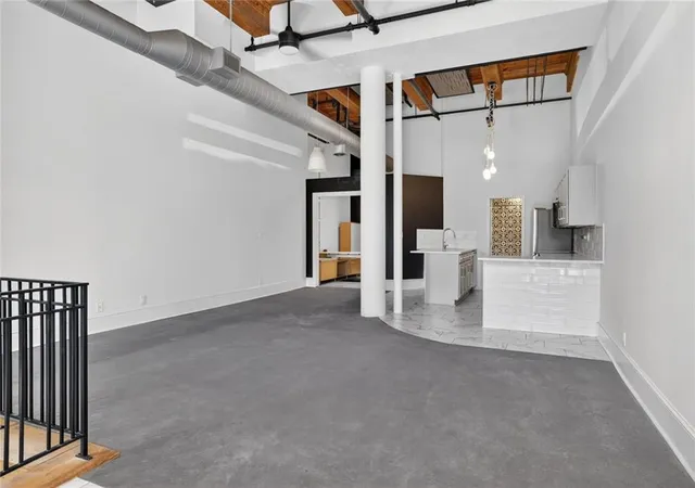 Homes for sale in Kansas City, MO | 609 Central St #1104, Kansas City, MO 64105 | MLS# 2605245
