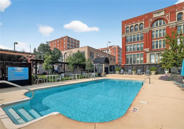 Homes for sale in Kansas City, MO | 609 Central St #1104, Kansas City, MO 64105 | MLS# 2605245