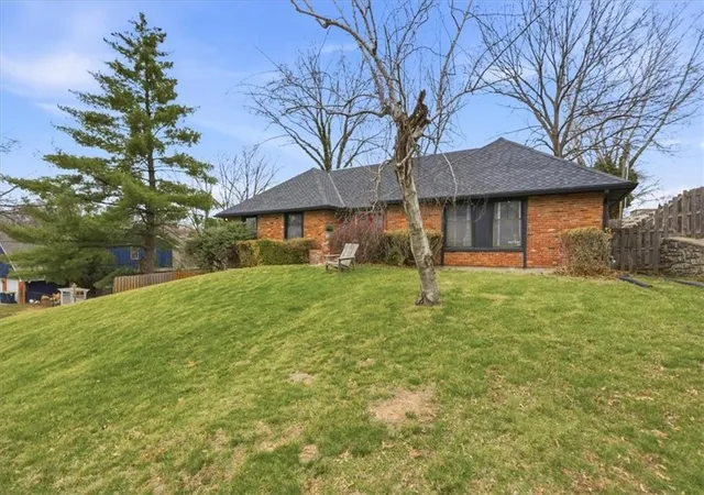 5th image of 3012 Nw 55Th St, Kansas City, MO 64151 | MLS# 2605635