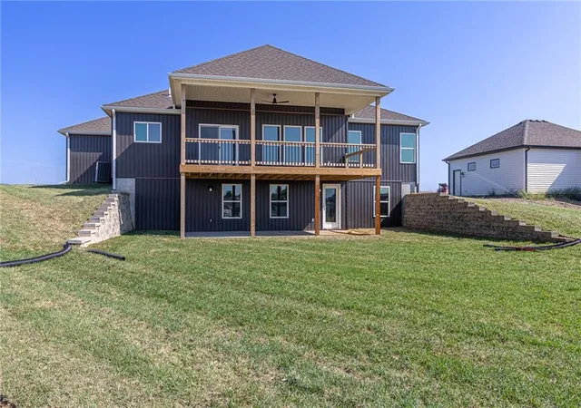 Photo 3 of Single family home for sale at 4700 Woodland Shrs Ct, St Joseph, MO 64505 | MLS# 2605695 | Listing updated on 2026-09-25