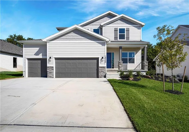 Photo 2 of Single family home for sale at 18360 W 195 Street, Spring Hill, KS 66083 | MLS# 2605752 | Listing updated on 2026-10-03