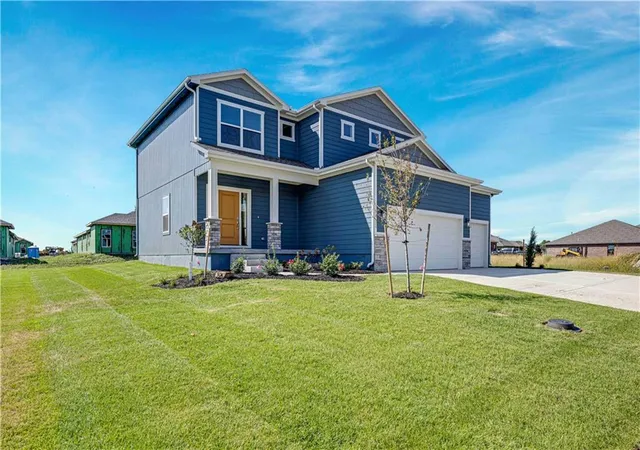 Photo 2 of Single family home for sale at 18455 W 195 Street, Spring Hill, KS 66083 | MLS# 2605775 | Listing updated on 2026-10-04