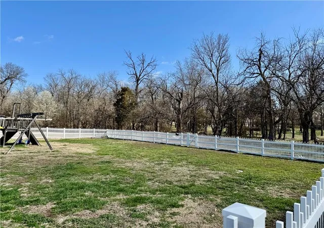 40th image of 611 Deer Trl, Parsons, KS 67357 | MLS# 2606101