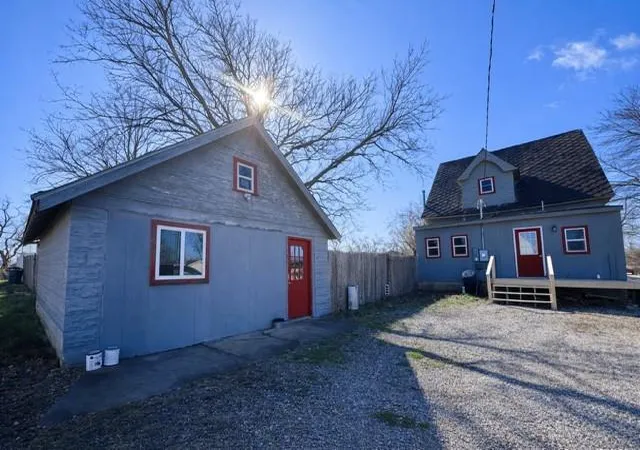 19th image of 802 Sycamore St, Humboldt, KS 66748 | MLS# 2606139
