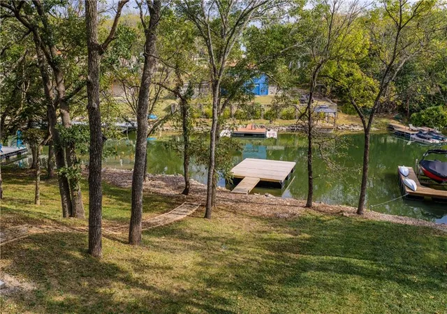 Homes for sale in Mound City, KS | 337 W Sugar Lake Dr, Mound City, KS 66056 | MLS# 2606314