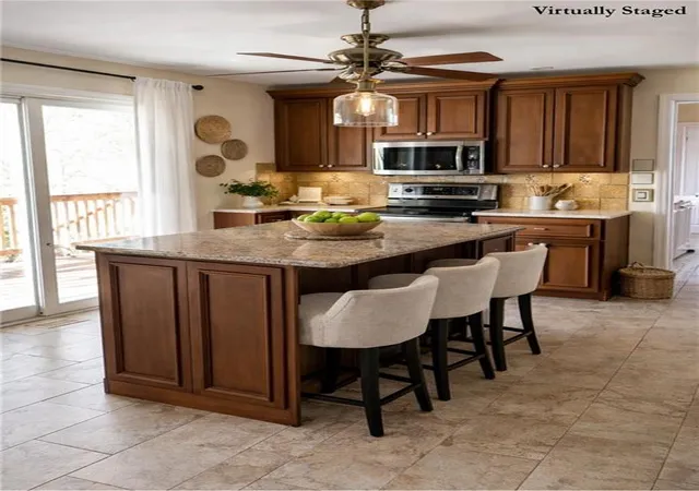Photo 4 of Sale Pending at 4714 Brookwood Ter, Saint Joseph, MO 64506 | MLS# 2606327 | Listing updated on 2026-10-08
