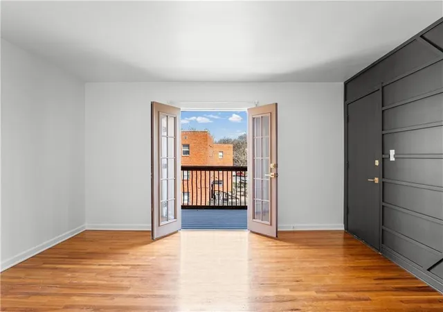 4th image of 1207 W 45Th St #2W, Kansas City, MO 64111 | MLS# 2606328