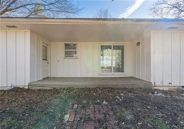 Homes for sale in Raytown, MO | 8604 E 84Th Ter, Raytown, MO 64138 | MLS# 2606557