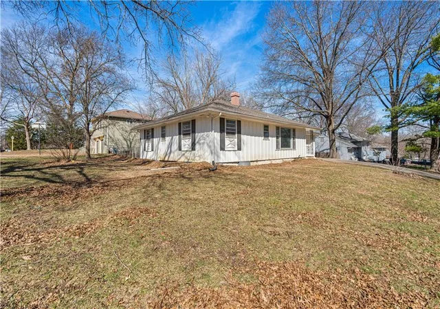 Homes for sale in Raytown, MO | 8604 E 84Th Ter, Raytown, MO 64138 | MLS# 2606557