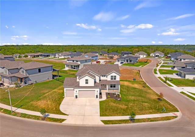 Photo 3 of Single family home for sale at 25010 W 142nd Street, Olathe, KS 66061 | MLS# 2606579 | Listing updated on 2026-10-22