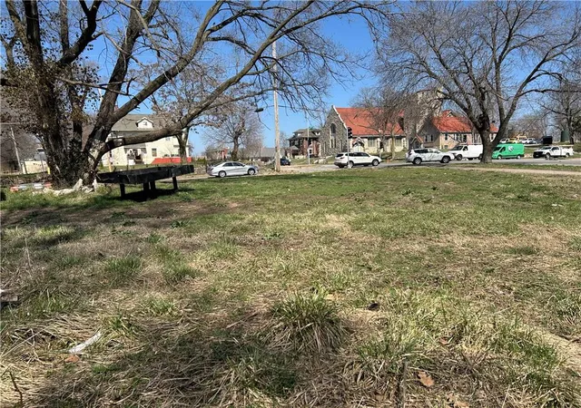 Photo 2 of Land for sale at 900 Benton Blvd, Kansas City, MO 64127 | MLS# 2606637 | Listing updated on 2026-04-20