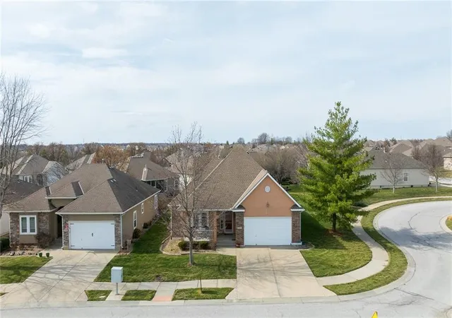 4th image of 4756 Sw Leafwing Dr, Lees Summit, MO 64082 | MLS# 2606702