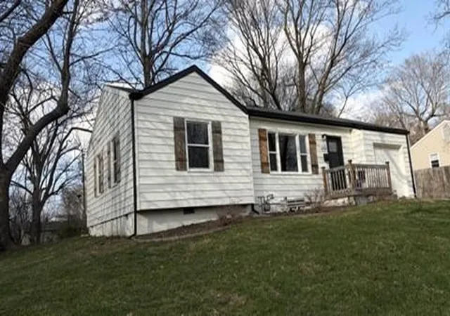 Photo 3 of Sale Pending at 11308 E 50th Street, Kansas City, MO 64133 | MLS# 2606741 | Listing updated on 2026-03-31