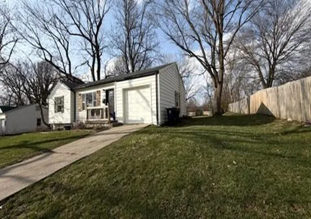 Photo 4 of Sale Pending at 11308 E 50th Street, Kansas City, MO 64133 | MLS# 2606741 | Listing updated on 2026-03-31
