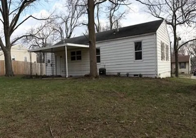 Photo 5 of Sale Pending at 11308 E 50th Street, Kansas City, MO 64133 | MLS# 2606741 | Listing updated on 2026-03-31