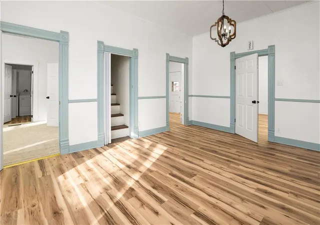 Photo 3 of Single family home for sale at 301 E Mitchell St, Marshall, MO 65340 | MLS# 2606751 | Listing updated on 2026-10-01