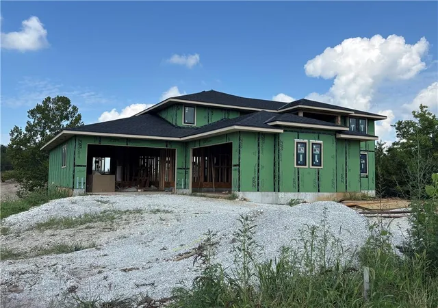 Photo 3 of Single family home for sale at 7103 W 185th Terrace, Stilwell, KS 66085 | MLS# 2606784 | Listing updated on 2026-08-07