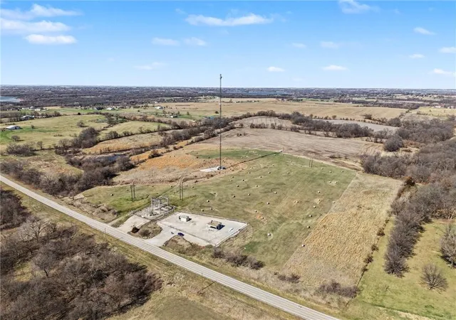 15th image of 6606 W Hwy, Smithville, MO 64089 | MLS# 2606830