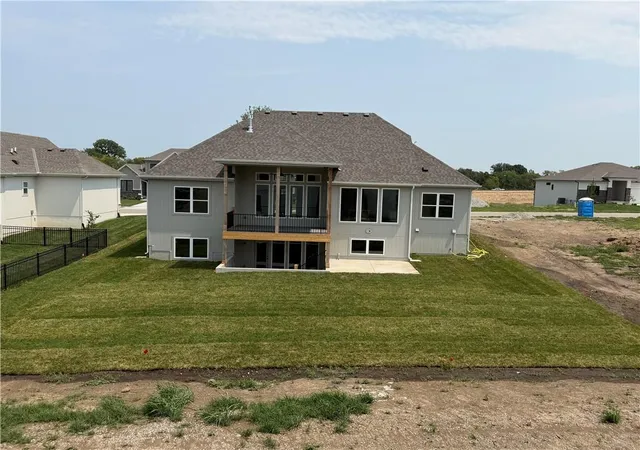 Photo 30 of Sale Pending at 10510 N Liberty St, Kansas City, MO 64155 | MLS# 2606913 | Listing updated on 2026-08-23