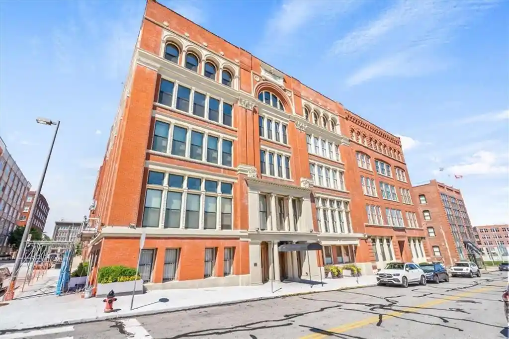 Listing Photo 41 - Condo for sale in 612 Central St located at 612 Central St, Kansas, MO 64105 - Unit #503