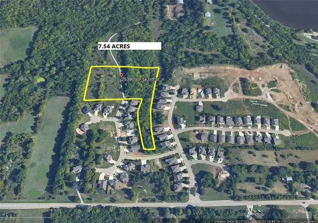 8th image of 25390 W 143rd St, Olathe, KS 66061 | MLS# 2607177
