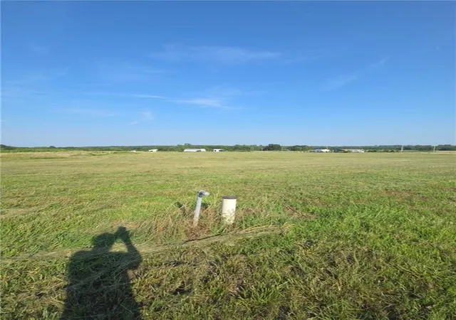 3rd image of 0000 E 1550 Rd, Baldwin City, KS 66006 | MLS# 2607291