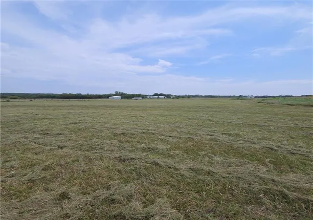 4th image of 0000 E 1550 Rd, Baldwin City, KS 66006 | MLS# 2607291